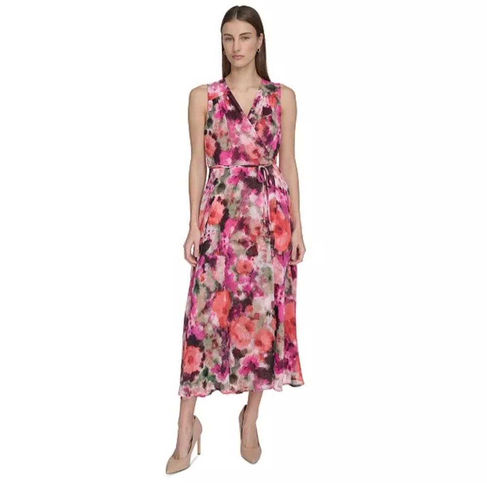 Women's Clothing (A115)